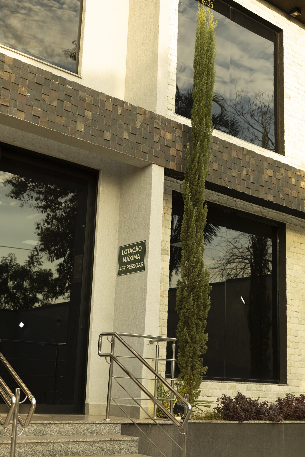 Fachada lateral da Dream House Eventos em Goiânia